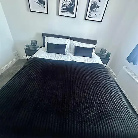 Professionals/contractors/relocators * בריסטול